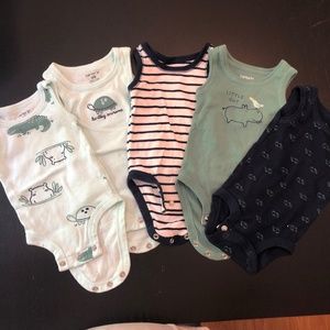 Pack of 5 onesies